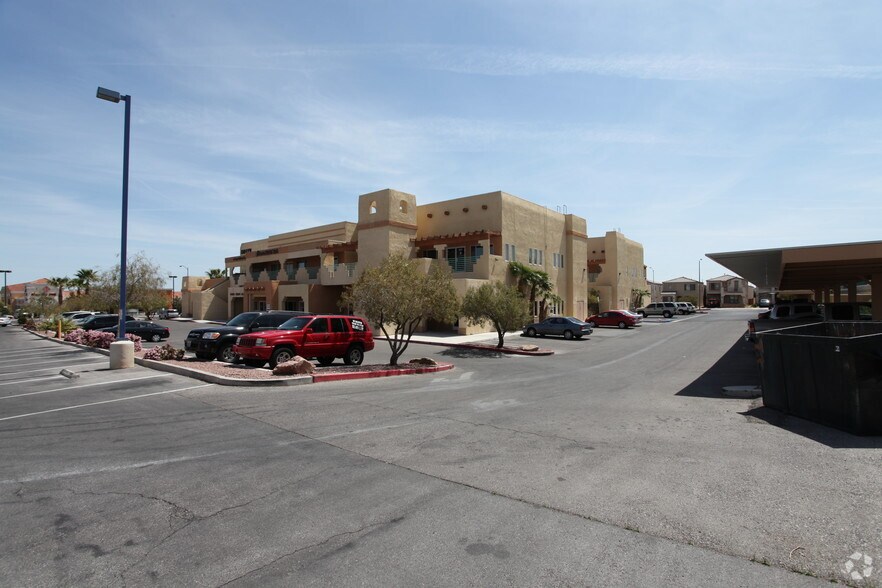 2575 S Cimarron Rd, Las Vegas, NV for sale - Building Photo - Image 3 of 23