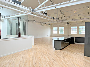 2222 NE Oregon St, Portland, OR for lease Building Photo- Image 1 of 4