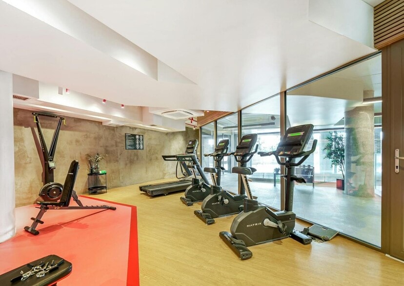 Dudden Hill Ln, London for sale - Building Photo - Image 1 of 1