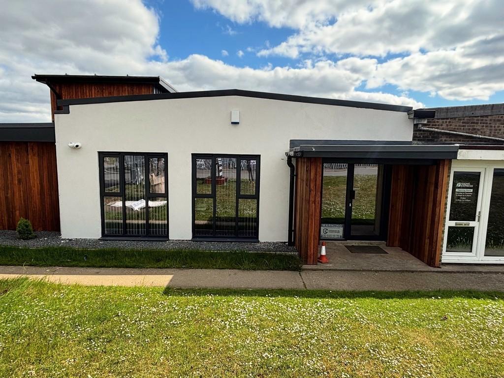 Wrightsway, Lincoln for lease Building Photo- Image 1 of 1