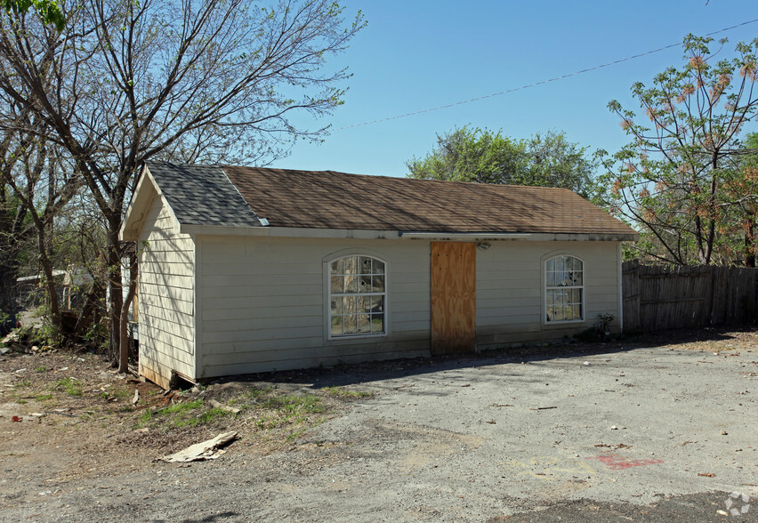 1622 Tantor Rd, Dallas, TX for sale - Primary Photo - Image 1 of 1