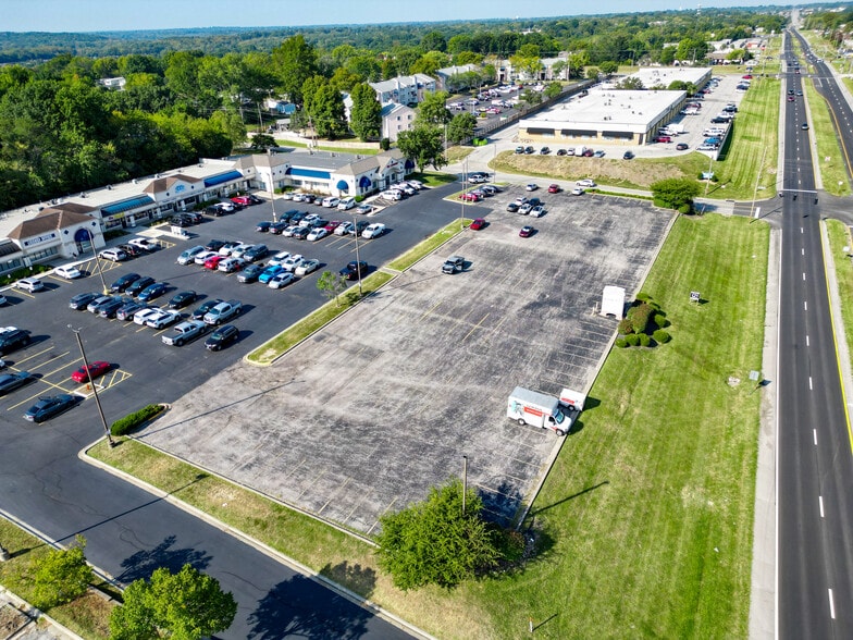 17603 E US Highway 40, Independence, MO for sale - Aerial - Image 2 of 7