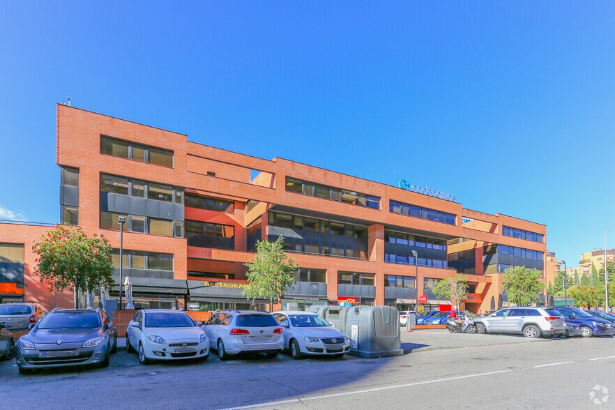 Calle Condesa de Venadito, 5-5 A, Madrid, Madrid for lease - Primary Photo - Image 1 of 16