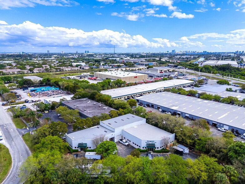 3709 Interstate Park Rd S, Riviera Beach, FL for sale - Building Photo - Image 1 of 38