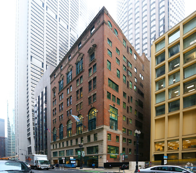 10 N Dearborn St, Chicago, IL for lease - Primary Photo - Image 1 of 13