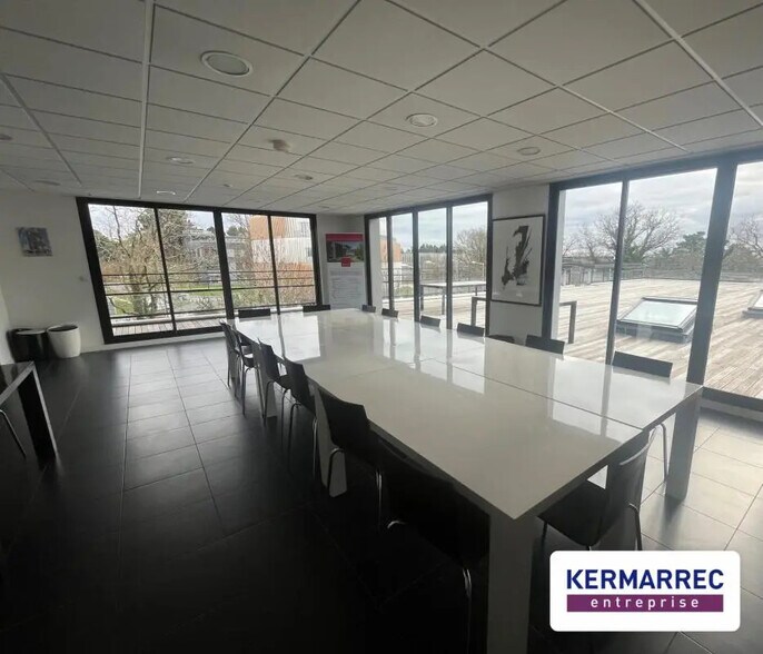 Office in Saint-Herblain for lease - Building Photo - Image 3 of 9