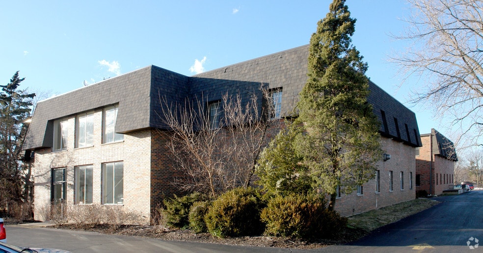 1170 Old Henderson Rd, Columbus, OH for lease - Building Photo - Image 2 of 9