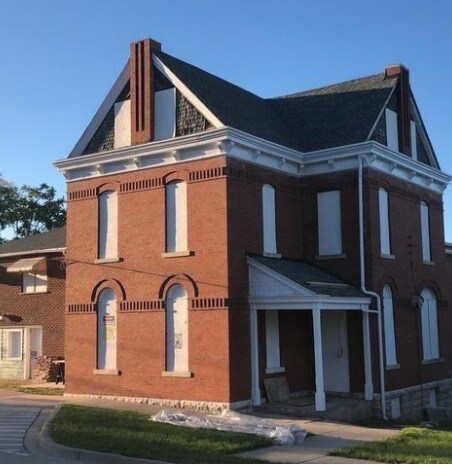 111 W Madison St Yorkville Il 60560 Office For Sale Loopnet Com