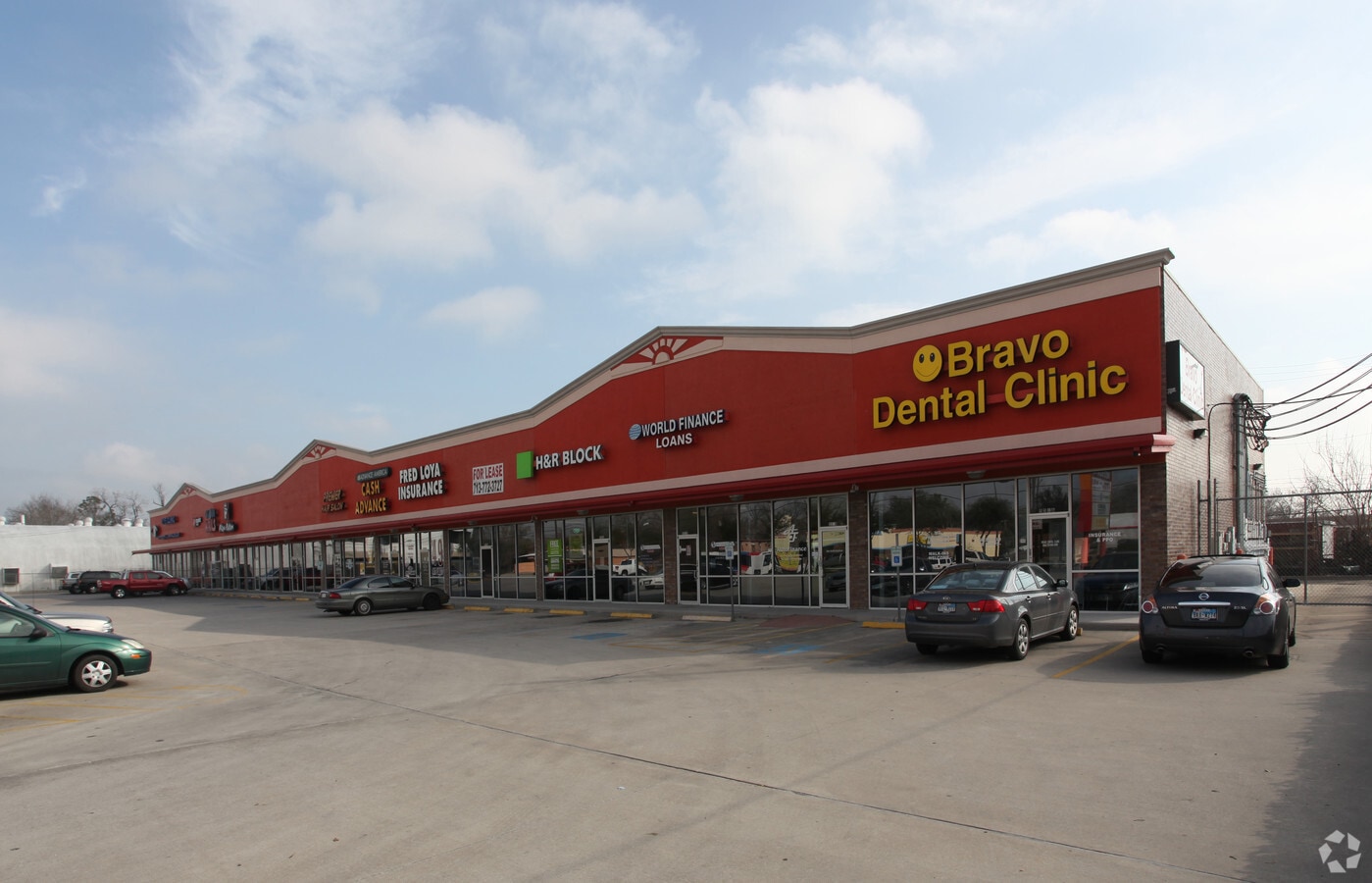 55165542 Airline Dr, Houston, TX 77076