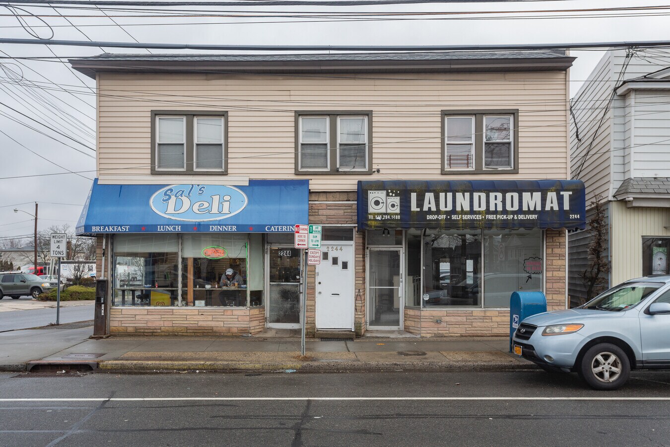 2244 Jericho Tpke, Garden City Park, NY 11040