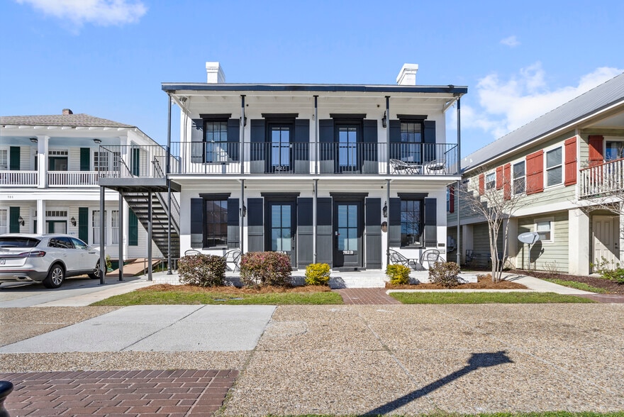 782 Water St, Biloxi, MS for sale - Building Photo - Image 1 of 94