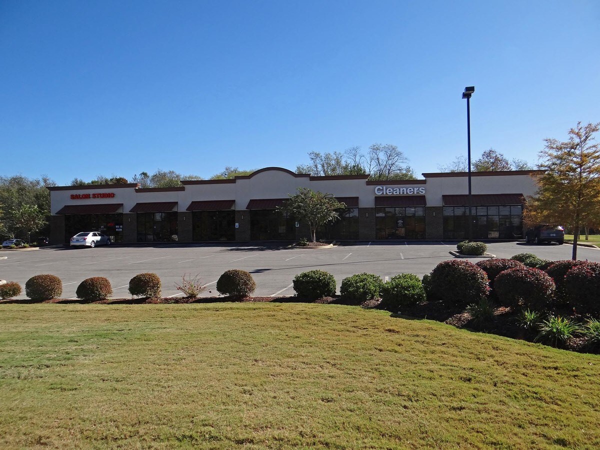 525 Hughes Rd, Madison, AL 35758