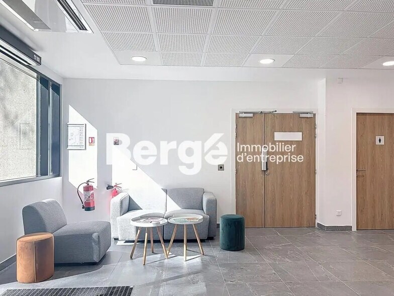 Office in SOPHIA ANTIPOLIS for sale - Building Photo - Image 3 of 11