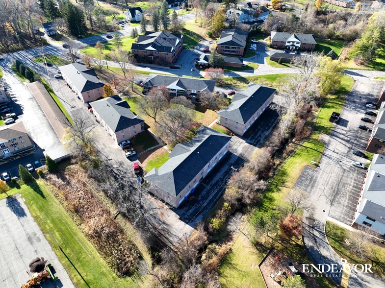 3650 Monroe Ave, Pittsford, NY 14534 Pittsford Manor Apartments