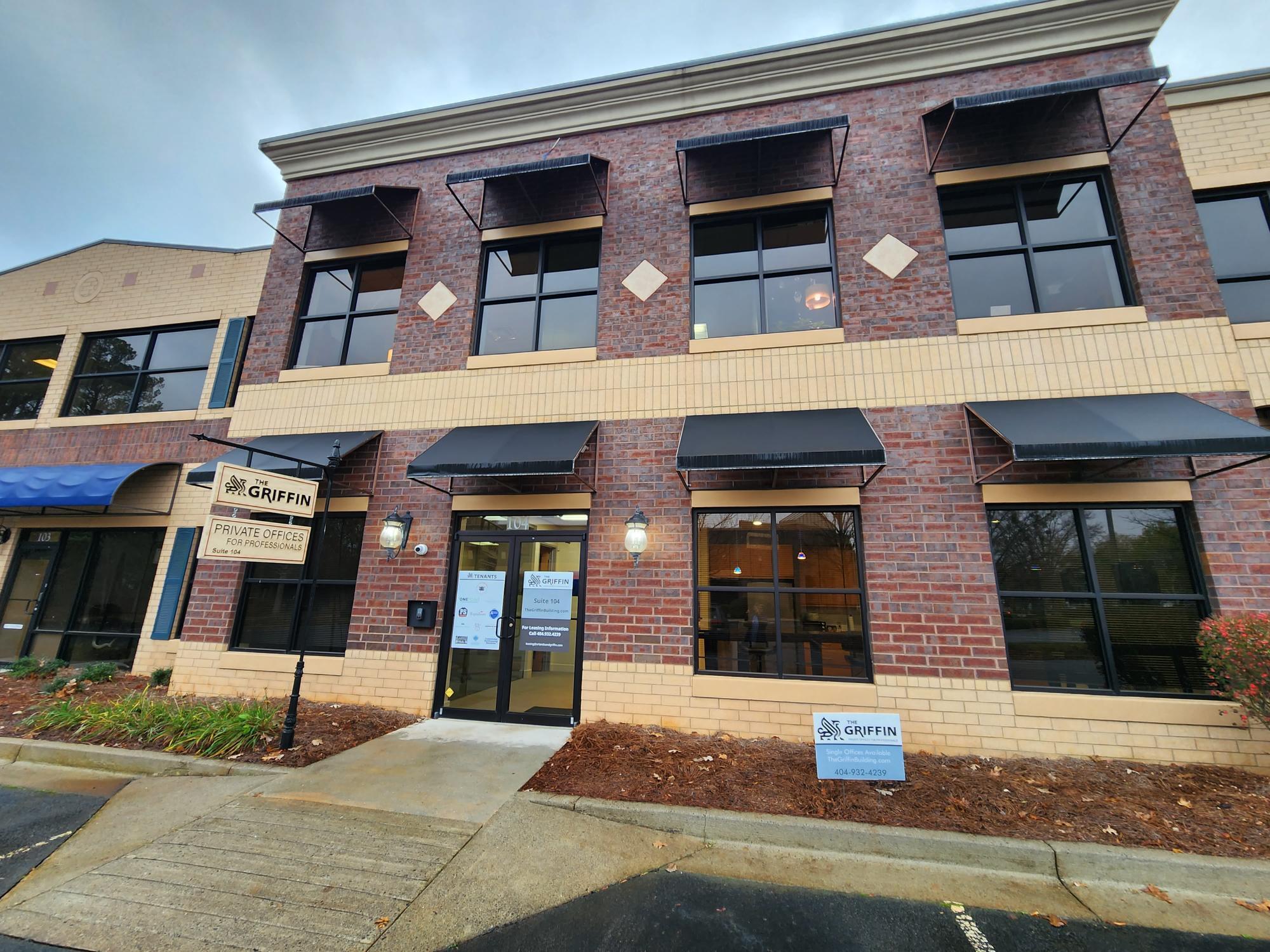1880 W Oak Pky, Marietta, GA for lease Building Photo- Image 1 of 24