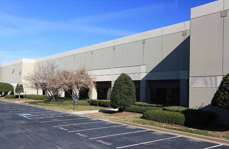 680 Satellite Blvd NW, Suwanee, GA for lease - Building Photo - Image 1 of 6