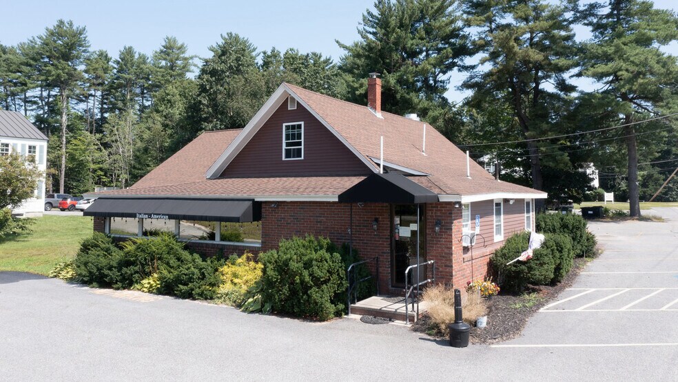 907 Roosevelt Trl, Windham, ME for sale - Building Photo - Image 1 of 1