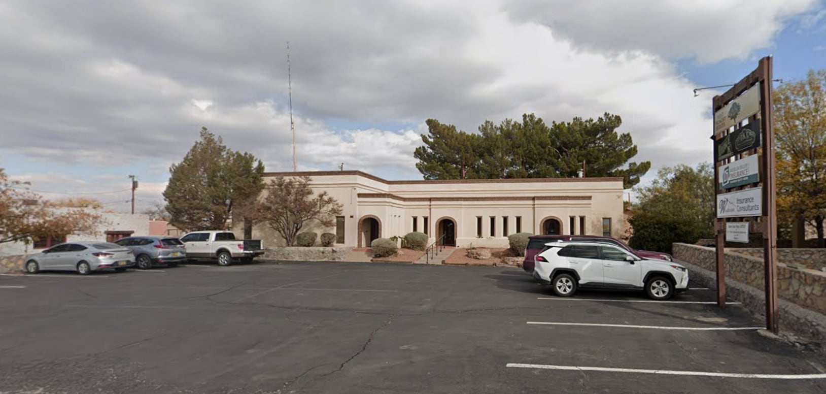 545 S Melendres St, Las Cruces, NM for lease Interior Photo- Image 1 of 1