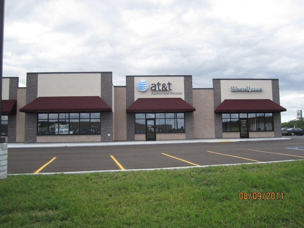 2015 Sahlstrom Dr, Crookston, MN for sale Building Photo- Image 1 of 1