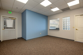 5 Pine Cone Rd, Dayton, NV for lease Interior Photo- Image 1 of 5