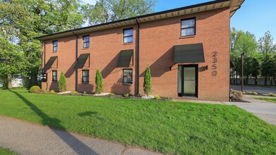 2350 South Ave, Scotch Plains, NJ for lease Building Photo- Image 2 of 23