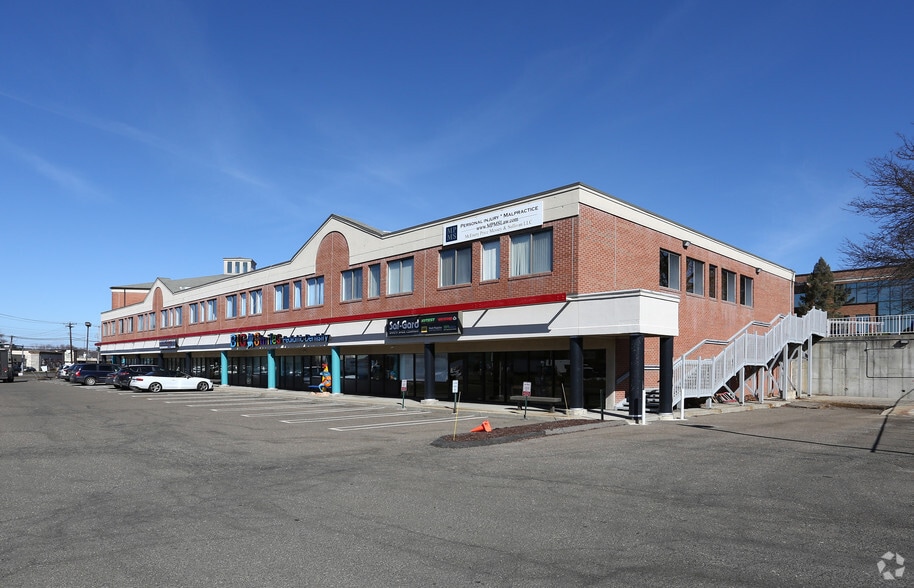 344 W Main St, Milford, CT for lease - Primary Photo - Image 2 of 2