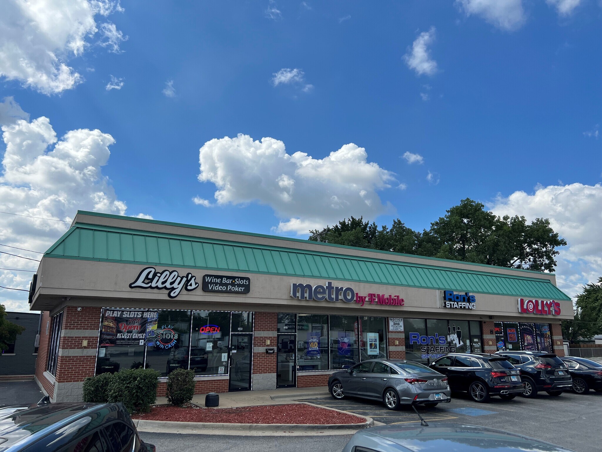 72017211 W 63rd St, Summit Argo, IL 60501 Gateway Commons