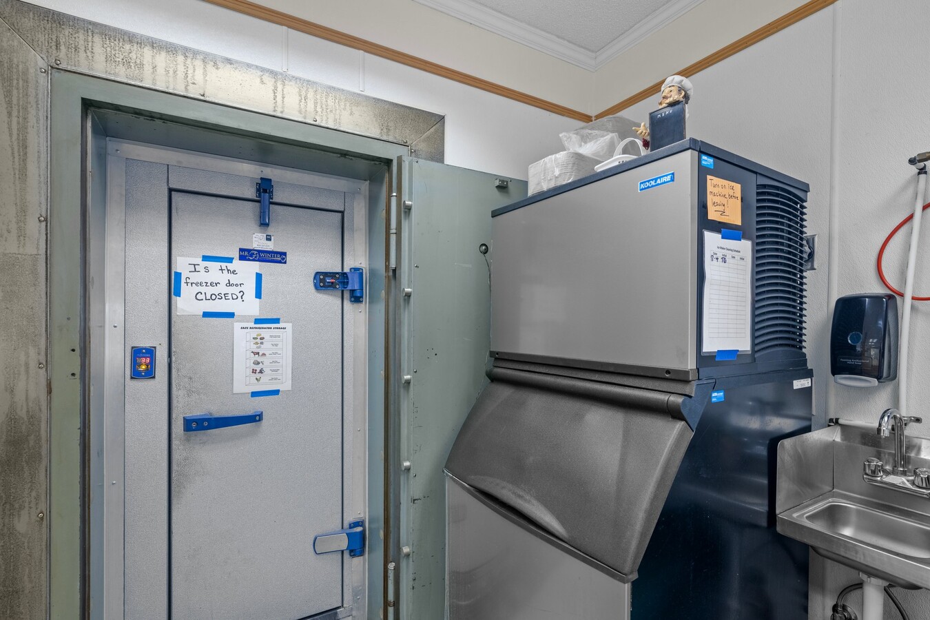 214 Main St, Pollocksville, NC 28573 Grilling Buddies