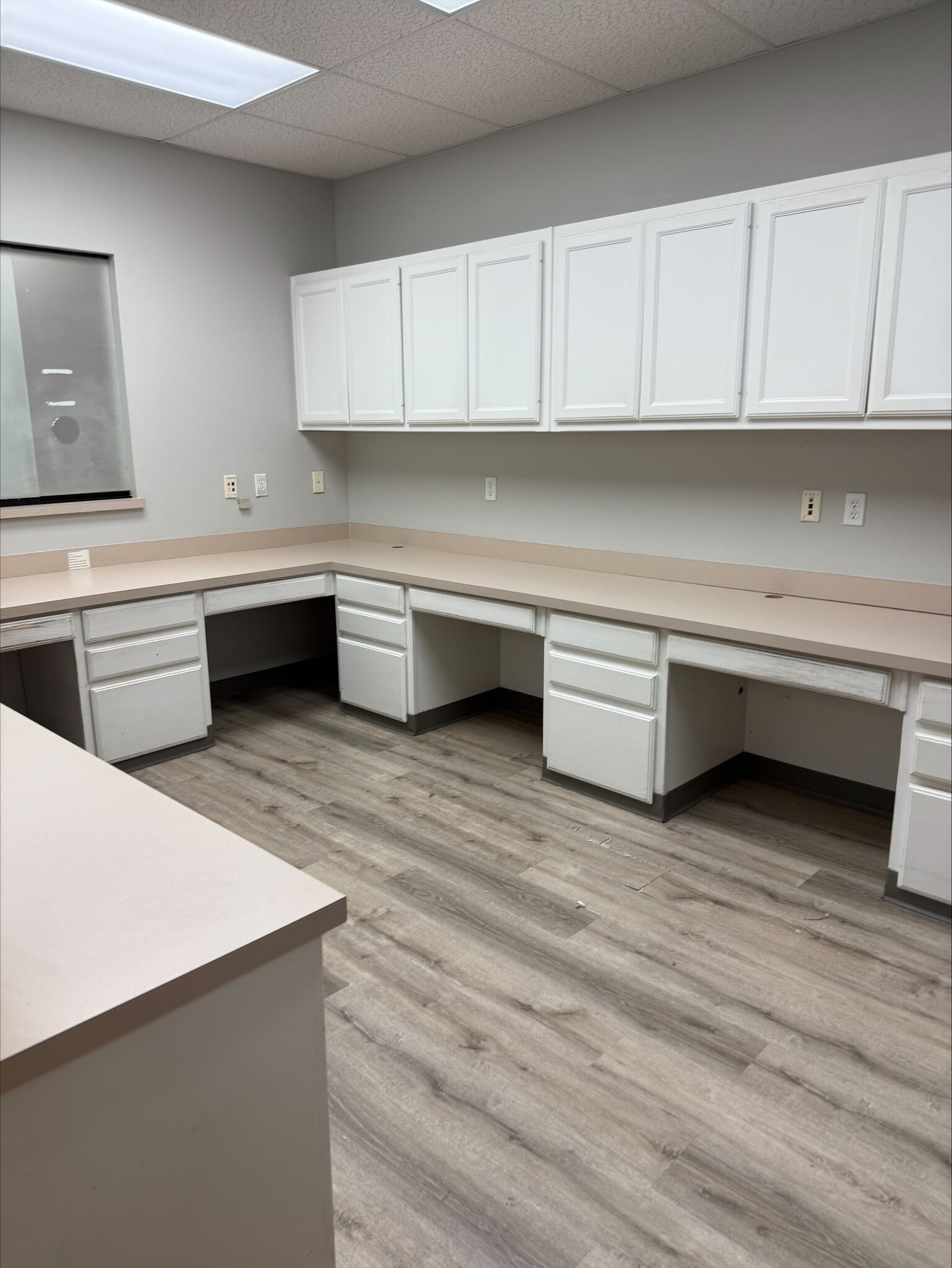 5601-5605 Virginia Pky, McKinney, TX for lease Interior Photo- Image 1 of 8