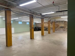 2 Shaker Rd, Shirley, MA for lease Interior Photo- Image 2 of 7