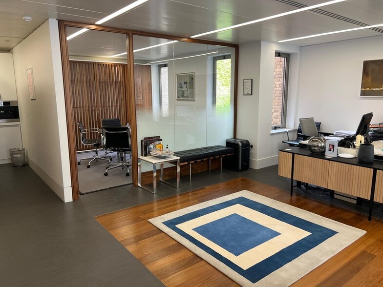 10-12 Blandford St, London for lease - Building Photo - Image 1 of 14