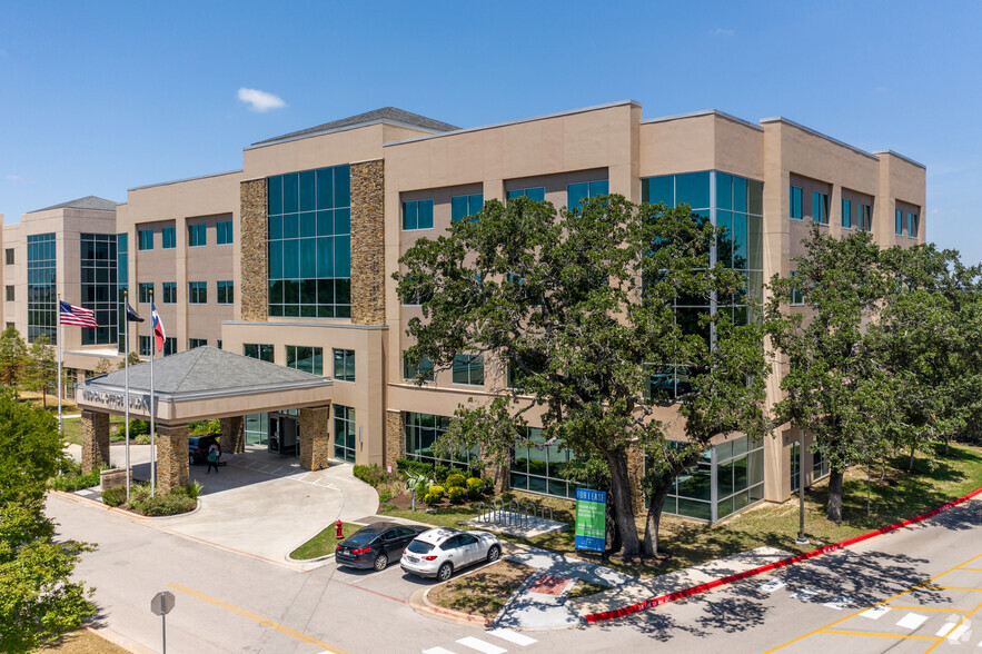 1401 Medical Pky, Cedar Park, TX for lease - Building Photo - Image 1 of 11