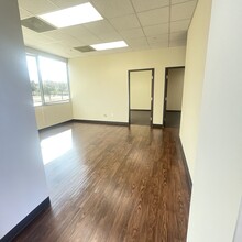 715 Discovery Blvd, Cedar Park, TX for lease Interior Photo- Image 2 of 10