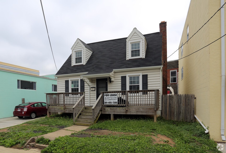 930 Philadelphia Ave, Silver Spring, MD for sale - Primary Photo - Image 1 of 1