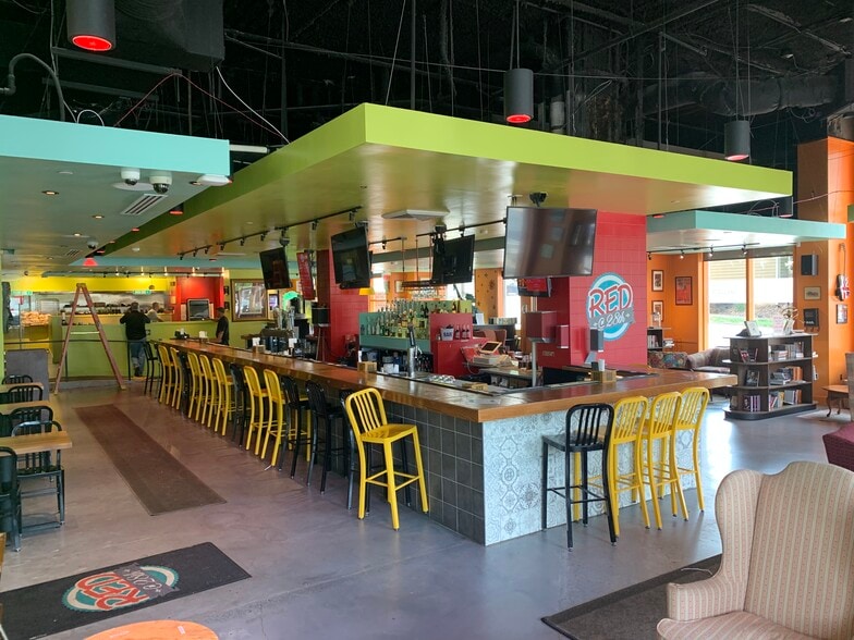 1315 East Blvd, Charlotte, NC for lease - Interior Photo - Image 3 of 9