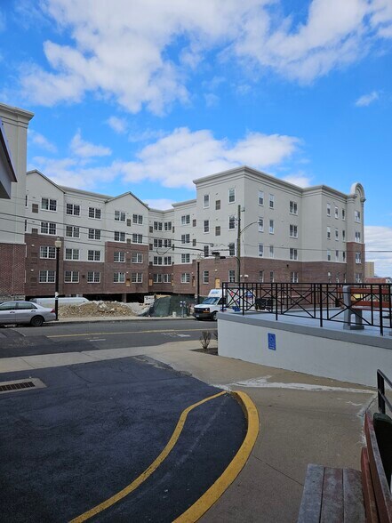 Congress and Main st, Bridgeport, CT for sale - Primary Photo - Image 1 of 1