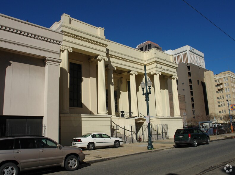 619 Carondelet St, New Orleans, LA for sale - Building Photo - Image 2 of 4