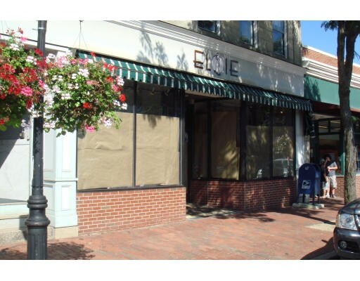 547-551 Main St, Winchester, MA for sale Primary Photo- Image 1 of 1