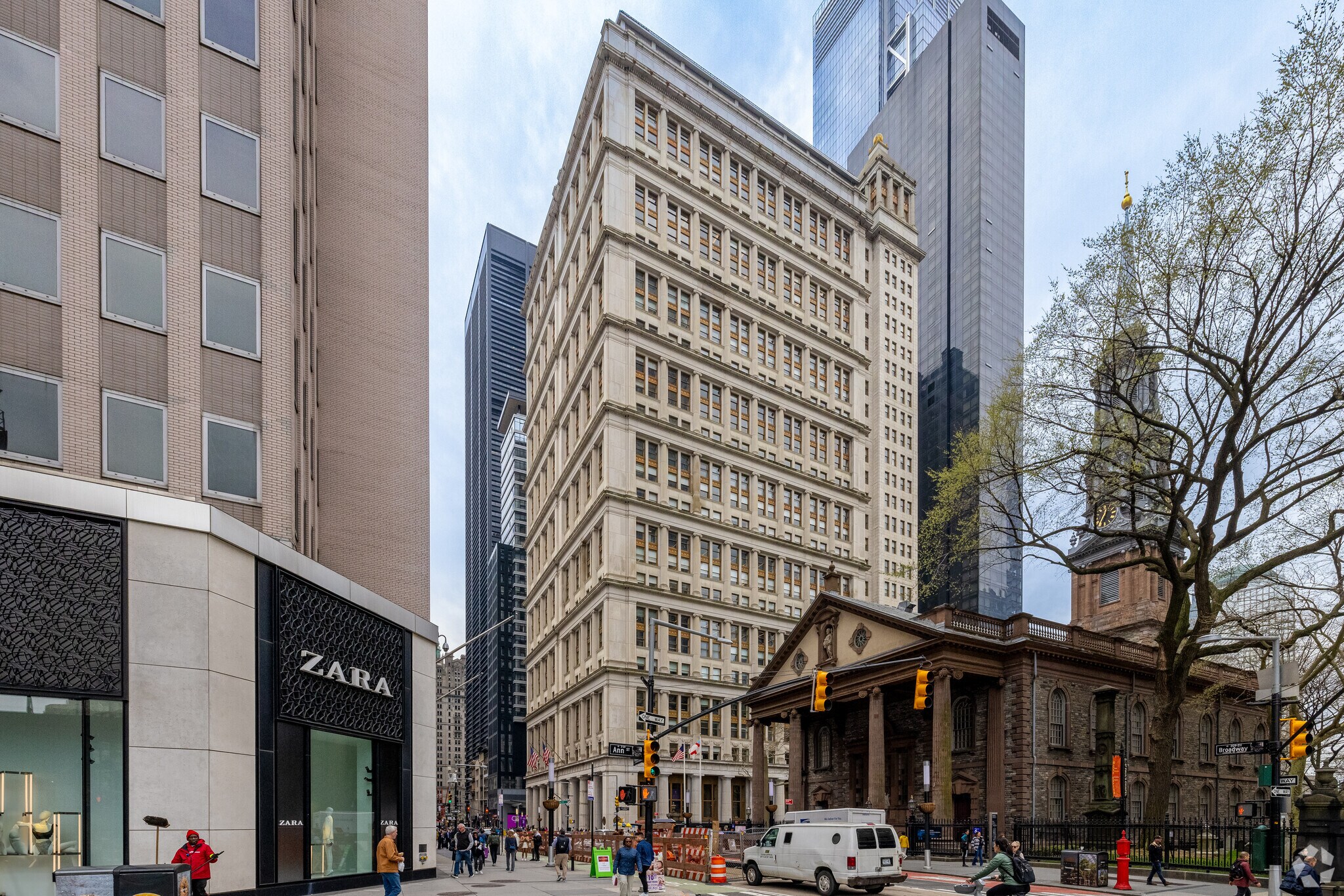 195 Broadway, New York, NY for lease Building Photo- Image 1 of 8