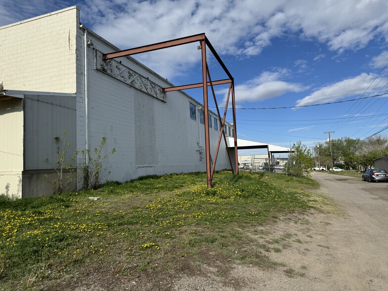 721 10th Ave S, Great Falls, MT for sale - Building Photo - Image 3 of 7