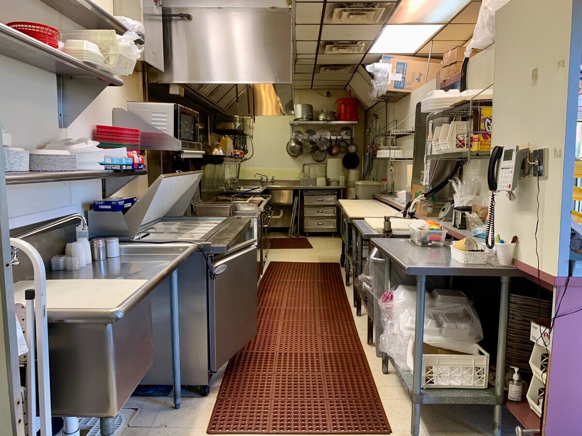 1601 Spring Garden St, Greensboro, NC 27403