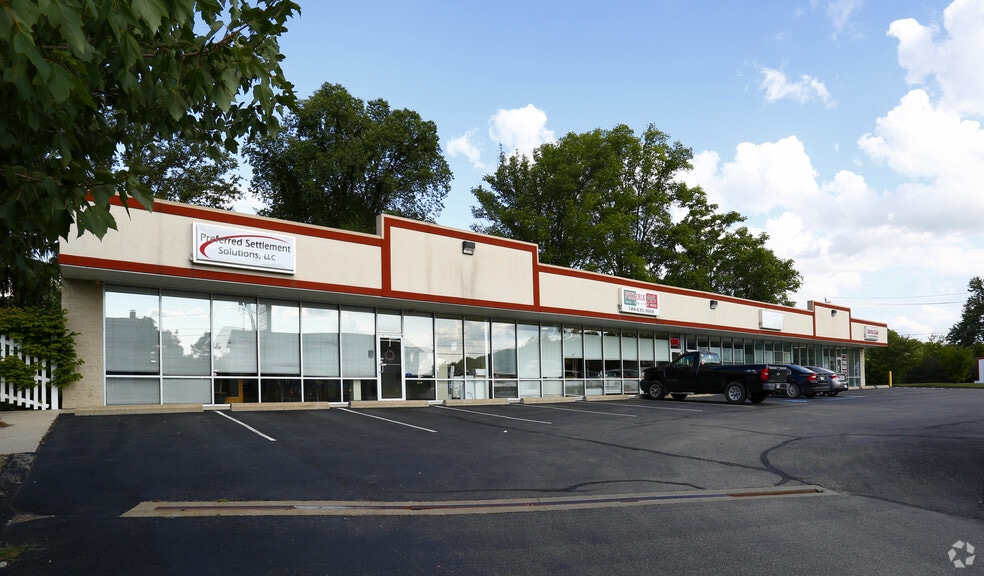 429 S Center Ave, New Stanton, PA for sale - Building Photo - Image 3 of 6