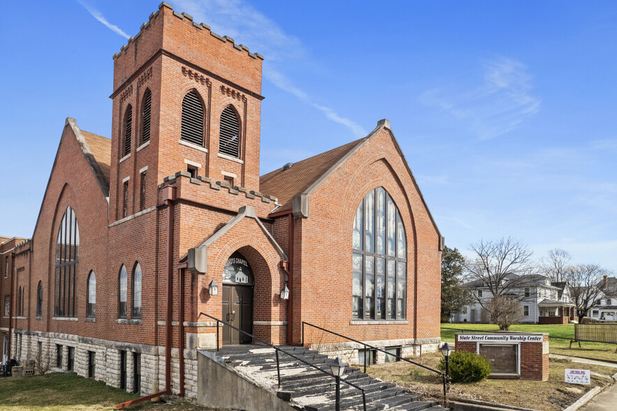 104 S State St, North Vernon, IN for sale - Primary Photo - Image 1 of 1