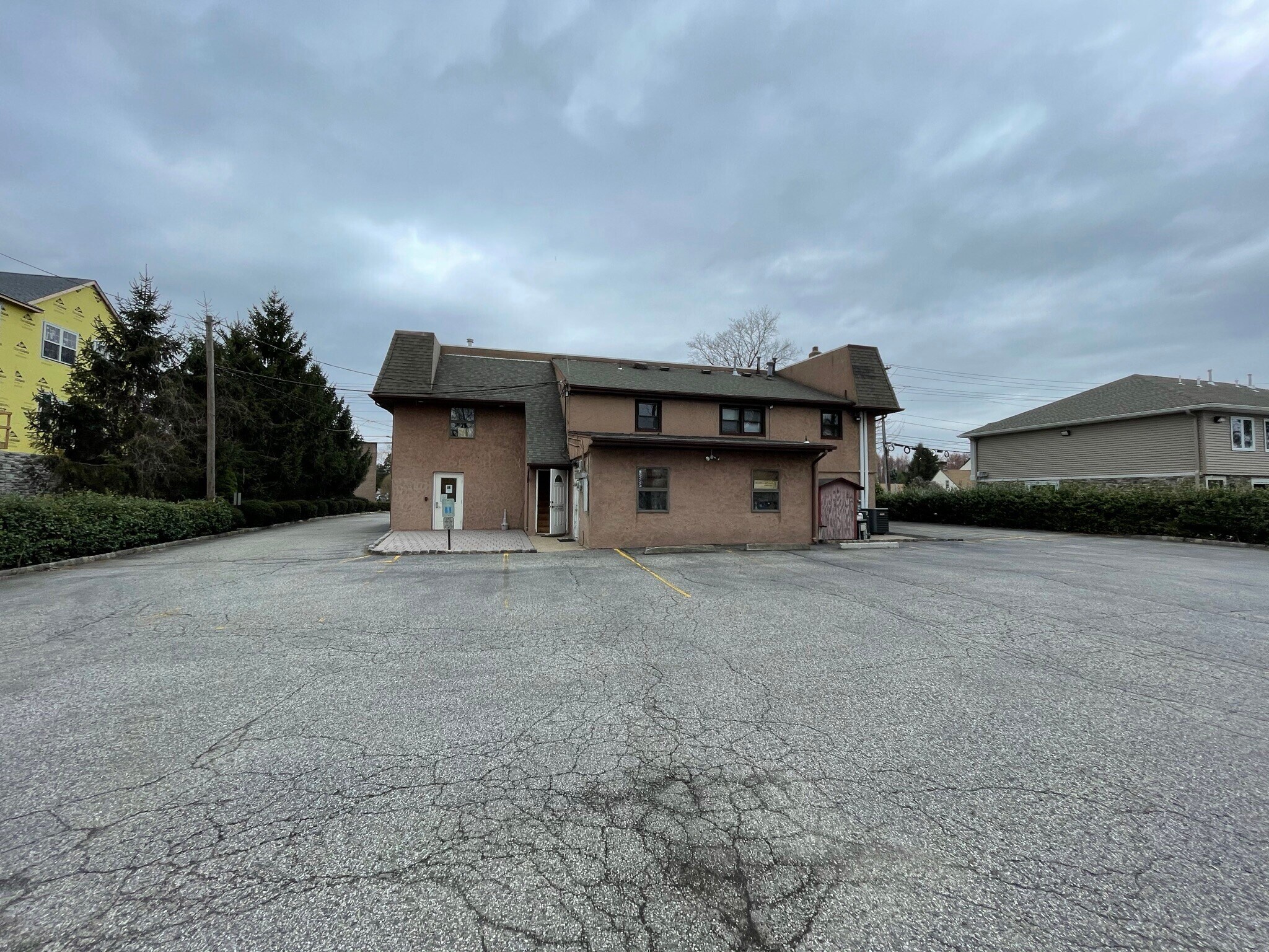 180 Fairfield Rd, Fairfield, NJ 07004 Office for Lease