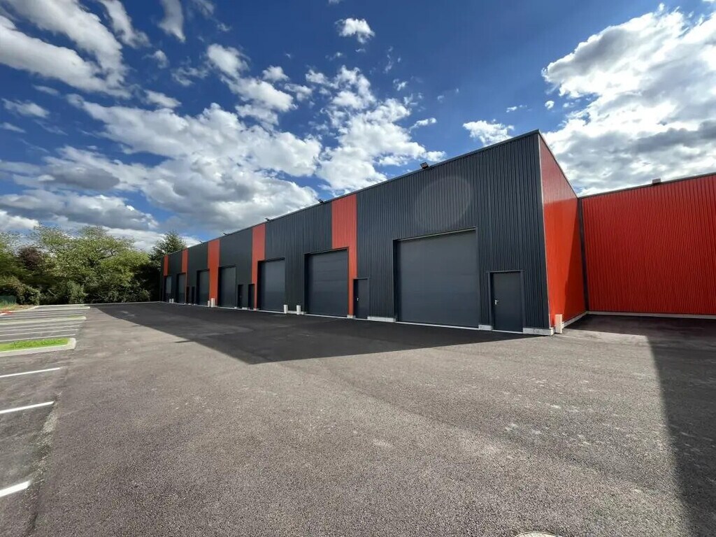 Vente Local d'activités 115 m² à 118 m² - Photo 1