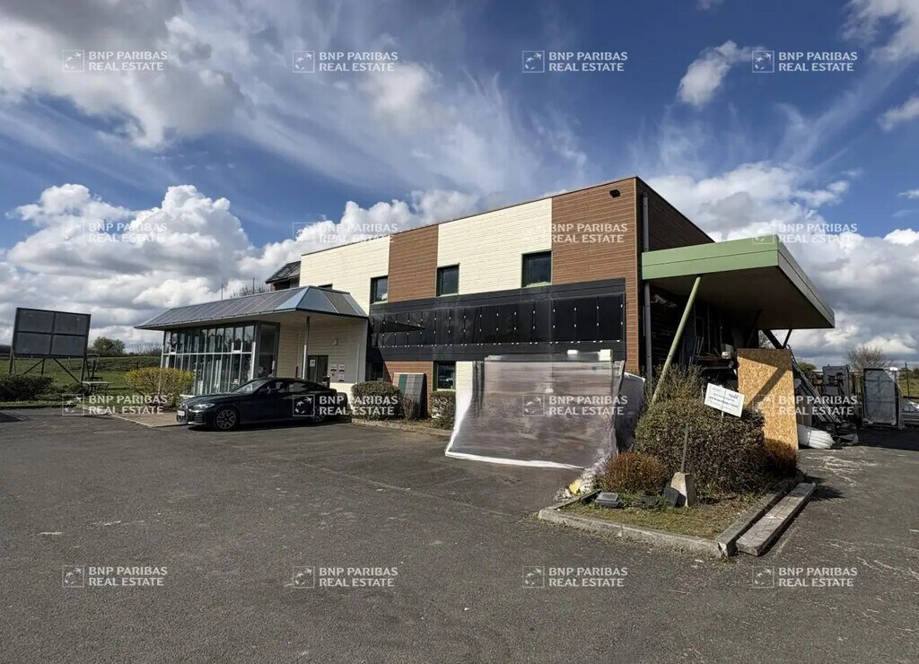 Vente Bureaux 566 m² - Photo 1