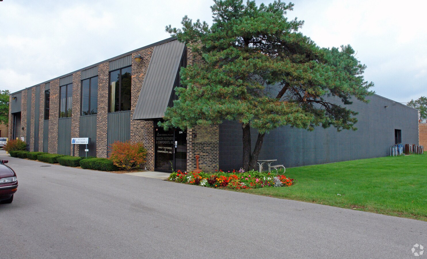 204206 Carpenter Ave, Wheeling, IL 60090 Industrial for Lease