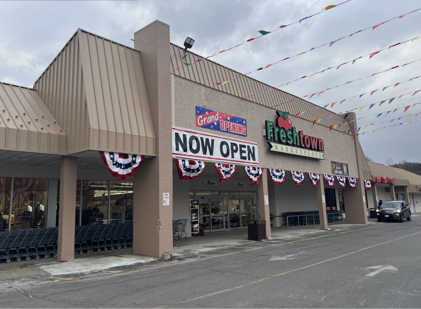 59 N Plank Rd, Newburgh, NY for lease Building Photo- Image 1 of 3