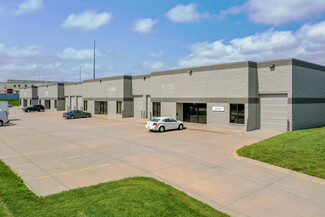 More details for 9840 S 140th St, Omaha, NE - Flex for Lease