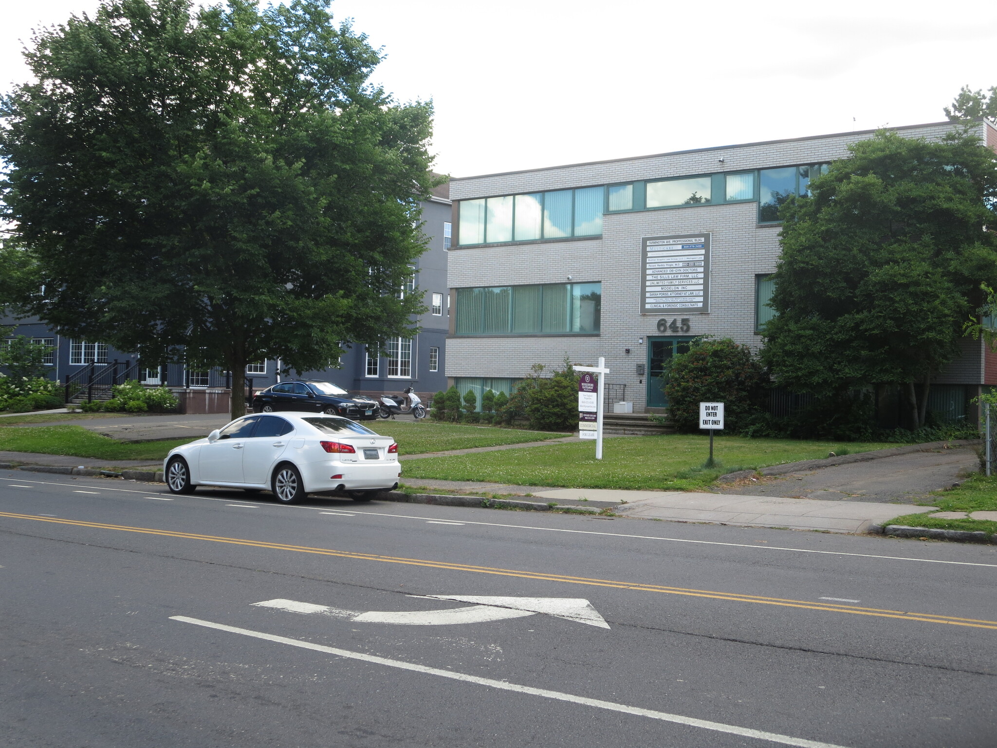 645 Farmington Ave, Hartford, CT for sale Building Photo- Image 1 of 1